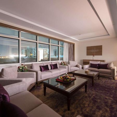 Ramada By Wyndham Continental Jeddah Hotel Esterno foto