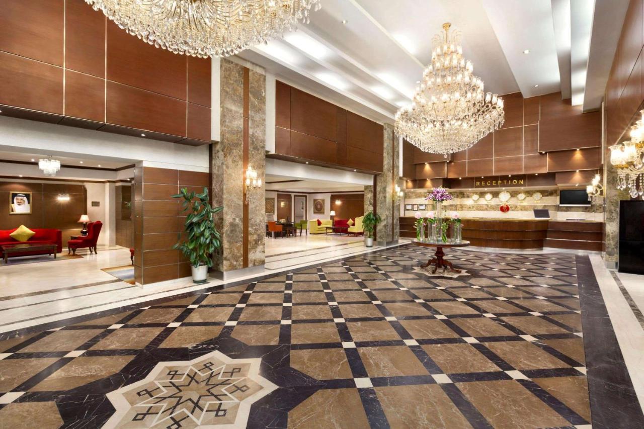 Ramada By Wyndham Continental Jeddah Hotel Esterno foto